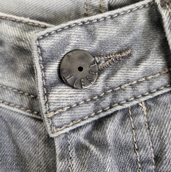 Diesel Men's Viker Regular Straight Fit Jeans size W 27 L 30 Wash 008QP or Gray - Picture 11 of 16